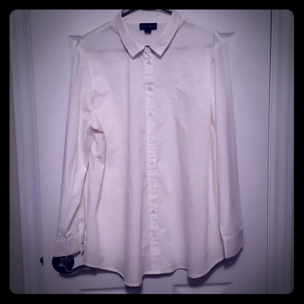 Blouse for a suit
